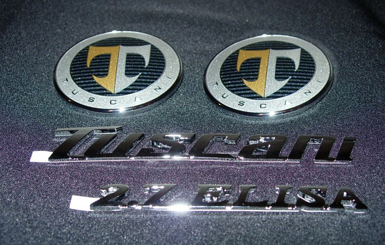 KDM Tuscani Re-Badging Kit (07-08)